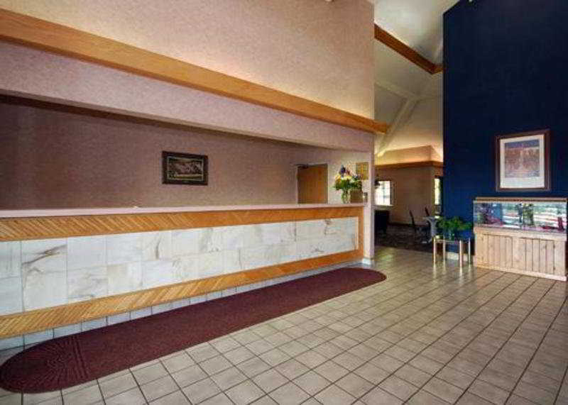 Hotel Baymont By Wyndham Akron Copley